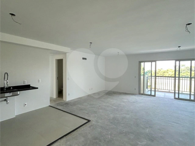 Apartamento à venda com 3 suítes em Santana, São Paulo, SP