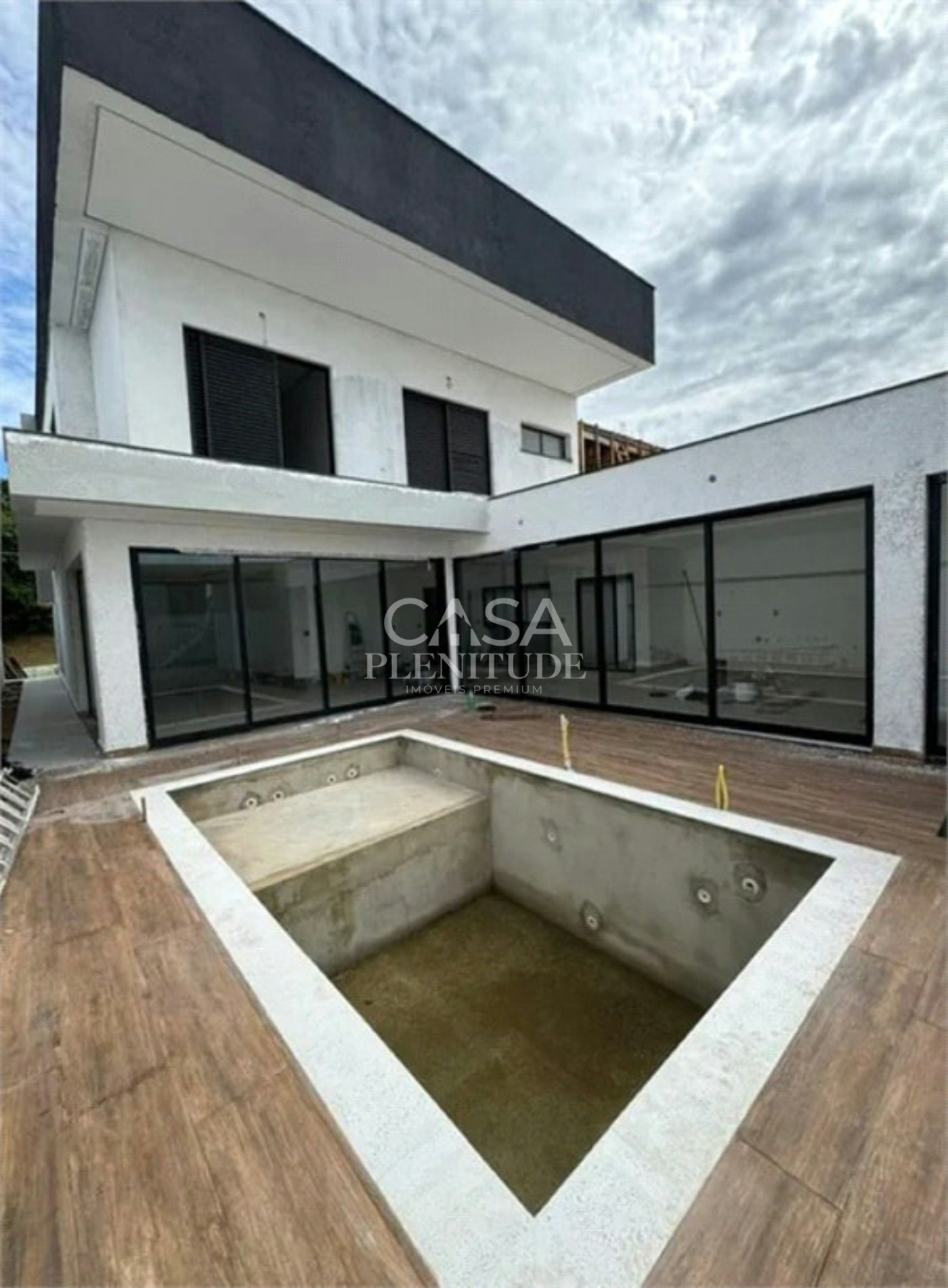 Casa em condomínio à venda com 4 suítes em Jardim Residencial Chácara Ondina, Sorocaba, SP