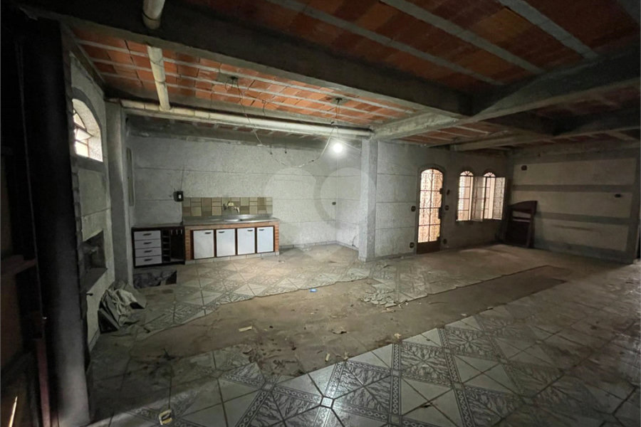 Sobrado à venda com 3 quartos, sendo 2 suítes, em Vila Rosalia, Guarulhos, SP