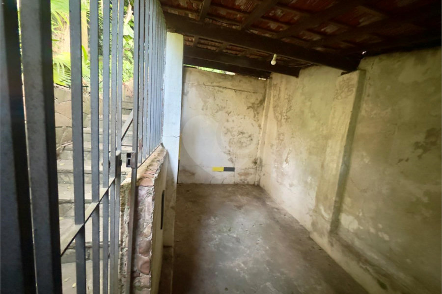 Casa à venda com 3 quartos em Horto, São Paulo, SP