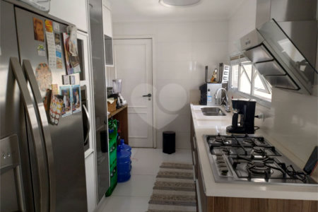 Apartamento à venda com 3 quartos, sendo 1 suíte,  no Centro, São Bernardo do Campo, SP