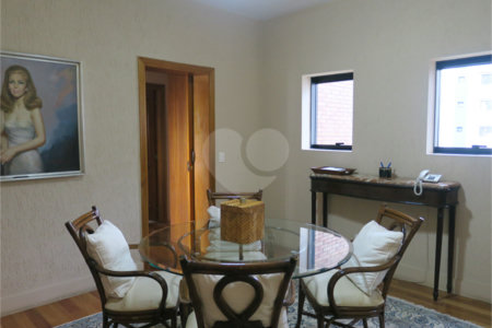 Apartamento à venda com 3 suítes em Vila Suzana, São Paulo, SP