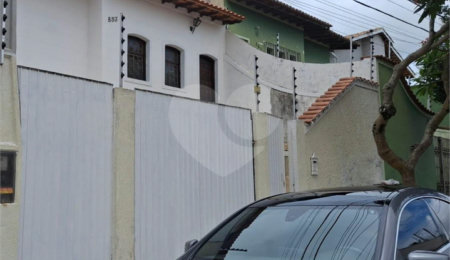Casa à venda com 3 quartos, sendo 1 suíte,  em Vila Oliveira, Mogi das Cruzes, SP