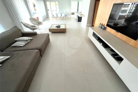 Apartamento à venda com 4 suítes em Aclimação, São Paulo, SP
