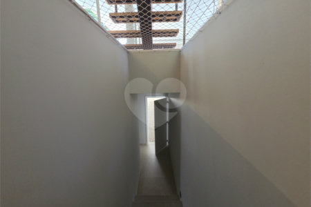 Casa à venda com 4 suítes no condomínio Fazenda Imperial, Sorocaba - SP