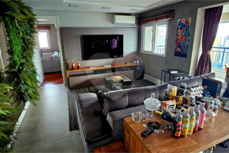 Apartamento à venda com 2 suítes em Vila Mariana, São Paulo, SP