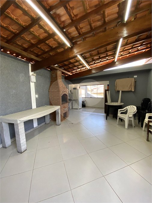 Casa à venda com 3 quartos, sendo 1 suíte, no condomínio Ana Carolina, São Paulo - SP