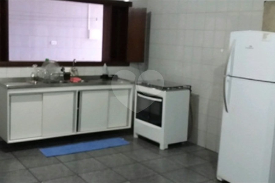 Sobrado à venda com 3 quartos, sendo 1 suíte, em Parque Edu Chaves, São Paulo, SP
