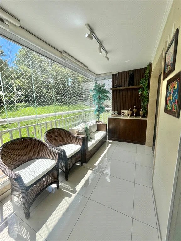 Apartamento à venda com 3 quartos, sendo 1 suíte, em Jardim das Vertentes, São Paulo, SP
