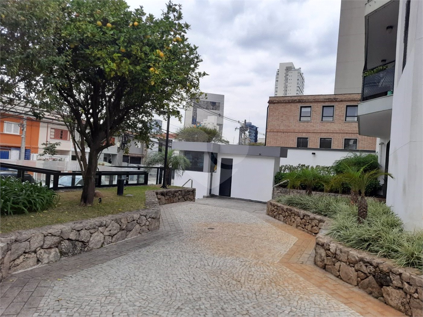 Apartamento à venda com 3 suítes em Pinheiros, São Paulo, SP