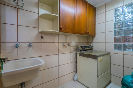 Sobrado à venda com 3 quartos, sendo 1 suíte, em Jardim Prudência, São Paulo, SP