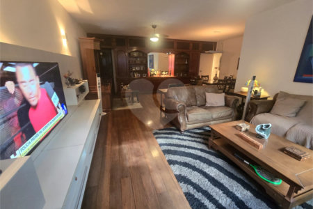 Apartamento à venda com 4 quartos, sendo 1 suíte, em Tijuca, Rio de Janeiro, RJ