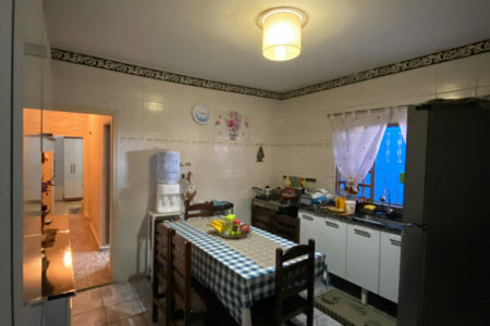 Casa à venda com 4 quartos, sendo 2 suítes, em Parque dos Pinheiros, Hortolândia, SP