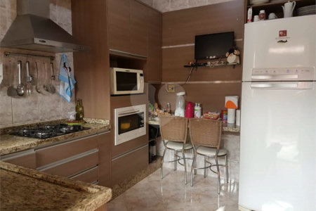 Casa à venda com 3 quartos, sendo 1 suíte, em Jardim Universo, Mogi das Cruzes, SP