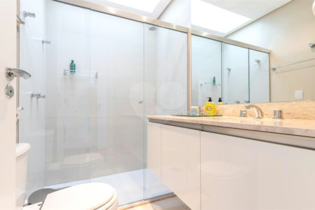 Casa à venda com 4 suítes no condomínio Residencial Villa Fiume Rosso, São Paulo - SP