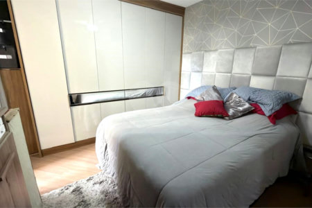 Apartamento à venda com 3 quartos, sendo 1 suíte,  em Vila Paulo Silas, São Paulo, SP