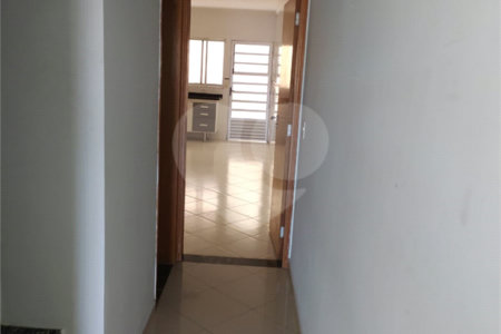 Sobrado à venda com 3 quartos, sendo 1 suíte, em Vila Maria Alta, São Paulo, SP