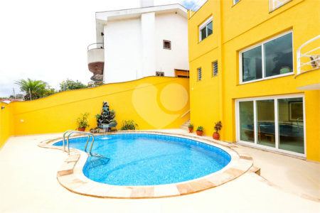 Casa à venda com 4 quartos, sendo 1 suíte, em Jardim Franca, São Paulo, SP