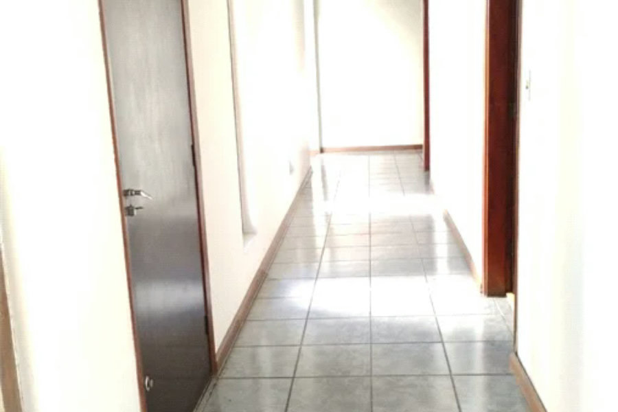 Vende-se ou Aluga-se Casa com 400 m2 na Vila Mascote