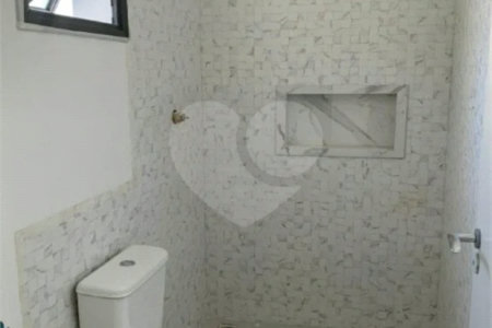Sobrado novo , com 230m² , 3 suítes , 4 vagas de garagem , à venda no Jardim Bela Vista , em Santo André.