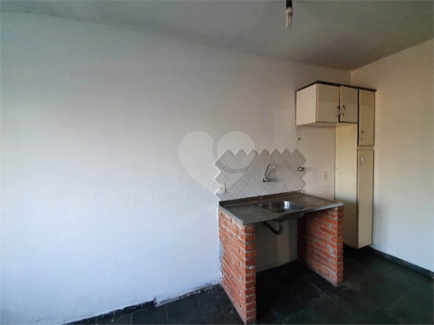 Apartamento com 1 dormitório.