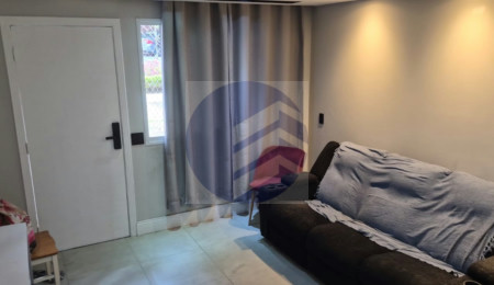 Casa à venda com 2 suítes no condomínio Vilas V, São Paulo - SP
