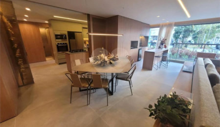 Apartamento à venda com 4 quartos, sendo 2 suítes,  em Mooca, São Paulo, SP