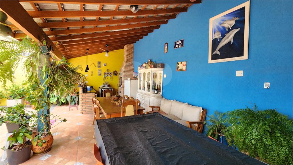 Sobrado à venda com 4 quartos, sendo 1 suíte, em Vila Romão, Salto, SP