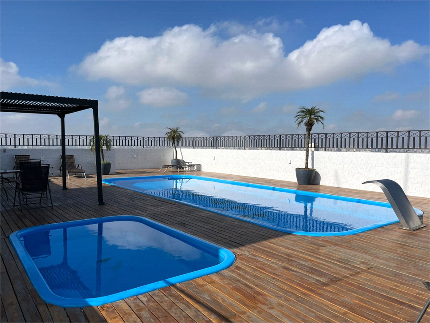 Apartamento à venda com 3 quartos, sendo 1 suíte, em Vila Gustavo, São Paulo, SP