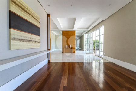 Apartamento à venda com 3 suítes em Rio Pequeno, São Paulo, SP
