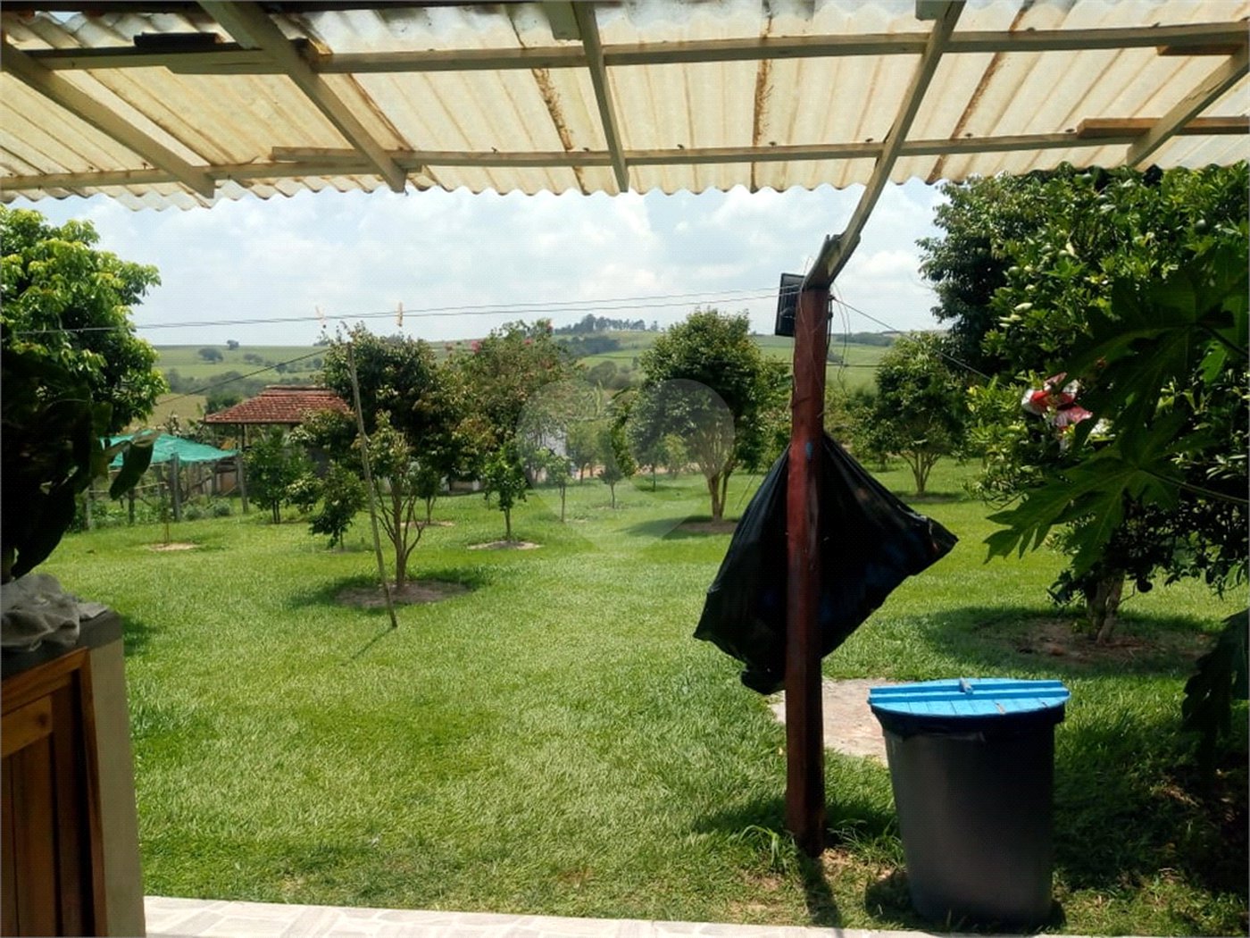 Chácara à venda com 5 quartos, sendo 2 suítes,  no Centro, Sarapuí, SP