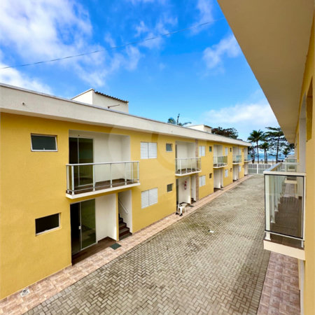 Apartamento à venda com 2 quartos, sendo 1 suíte,  em Vista Linda, Bertioga, SP