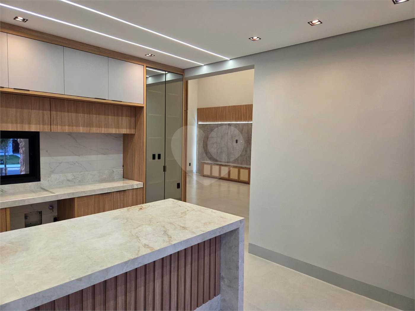 Casa à venda com 3 suítes no condomínio Jardim Residencial Dona Maria Candida, Indaiatuba - SP