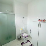 Casa à venda com 4 quartos, sendo 1 suíte,  em Jardim Stella, Santo André, SP