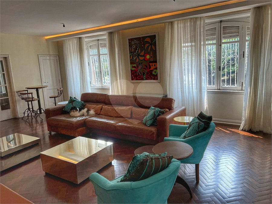 Apartamento à venda com 4 quartos, sendo 2 suítes,  em Flamengo, Rio de Janeiro, RJ
