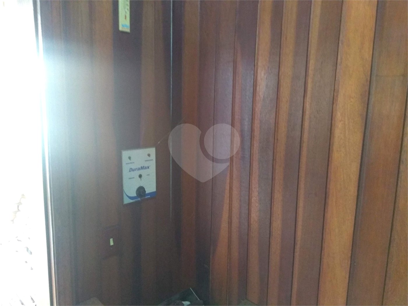 Casa à venda com 4 quartos, sendo 3 suítes, em Jardim Estância Brasil, Atibaia, SP