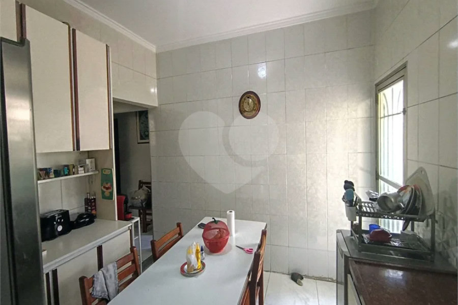 Casa Térrea à venda com 5 quartos, sendo 1 suíte,  em Chora Menino, São Paulo, SP