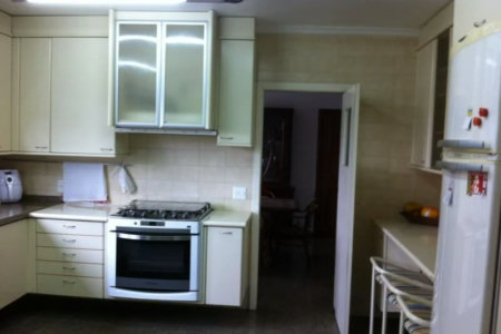 Apartamento à venda com 4 suítes em Real Parque, São Paulo, SP