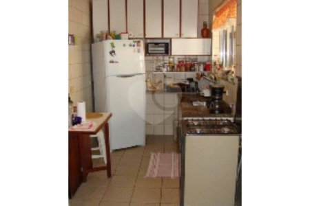 Apartamento à venda com 3 quartos, sendo 1 suíte,  em Pinheiros, São Paulo, SP