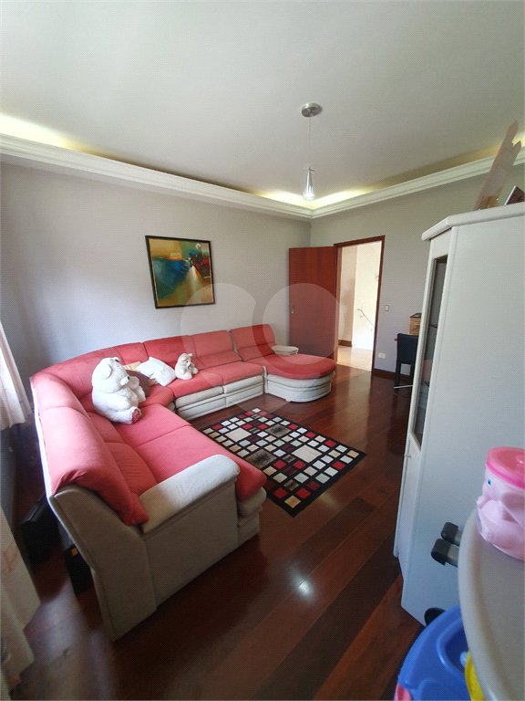 Casa à venda com 5 suítes no condomínio Vila Hípica I, Vinhedo - SP