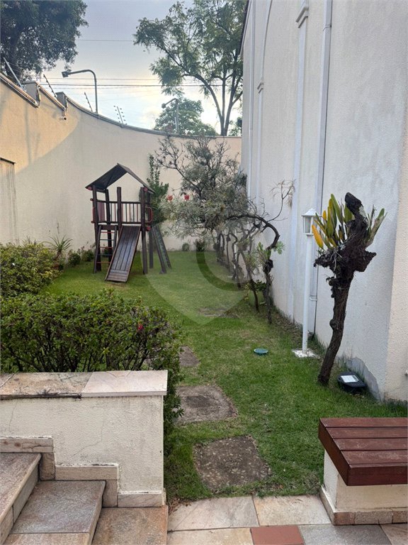 Casa à venda com 3 quartos, sendo 1 suíte, no condomínio Villas de São Francisco, São Paulo - SP
