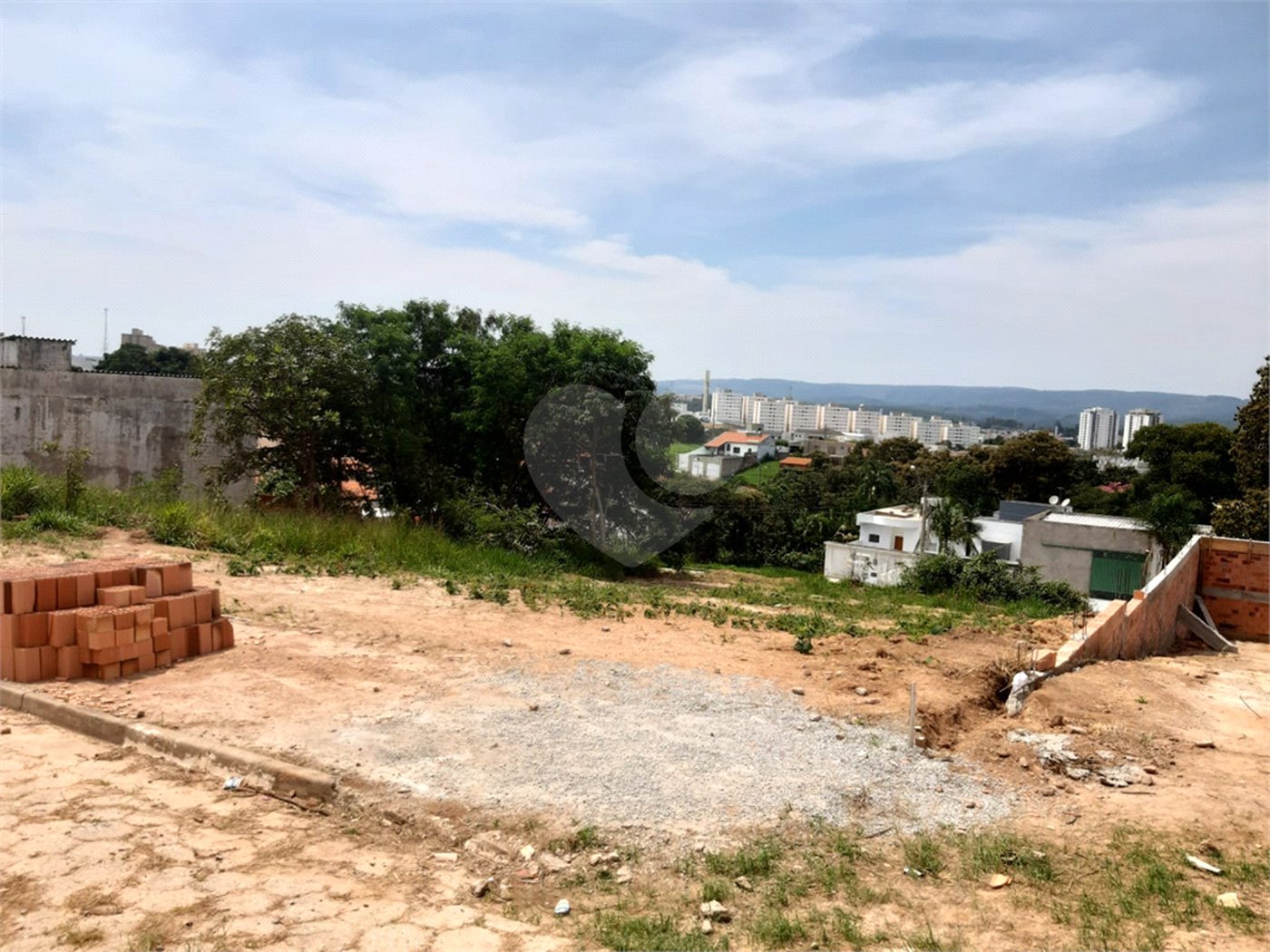Terreno à venda em Parque Santa Márcia, Votorantim, SP