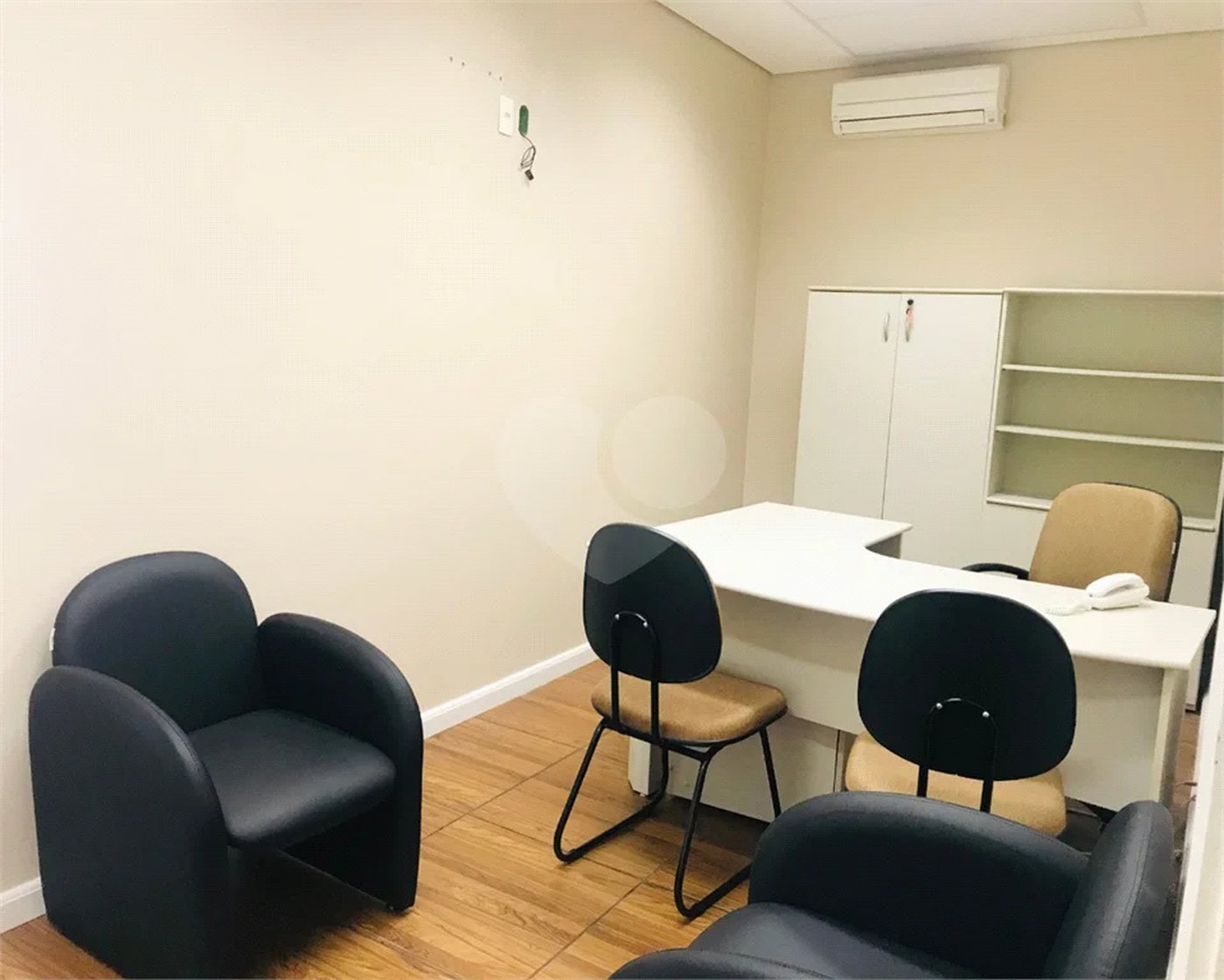 OPORTUNIDADE DOMO BUSINESS - MOBILIADA E PRONTA P/ USO!