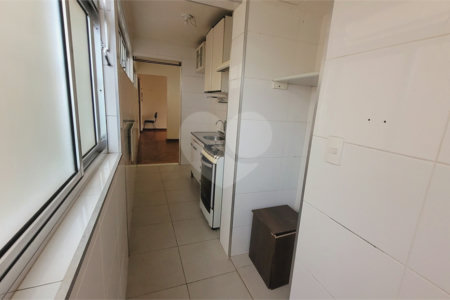 Apartamento à venda com 3 quartos em Alto de Pinheiros, São Paulo, SP