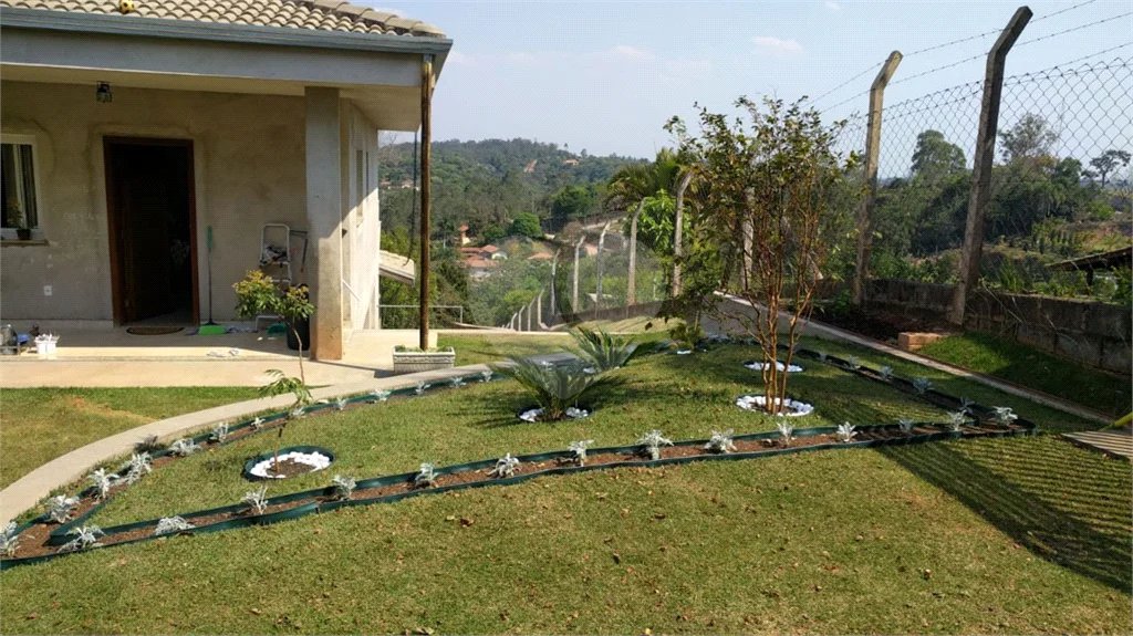 Casa à venda com 3 suítes no condomínio Chácara Campos Verde, Campo Limpo Paulista - SP