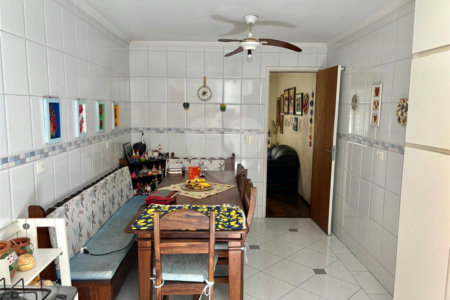 Casa à venda com 3 quartos no condomínio Santa Terezinha, São Paulo - SP