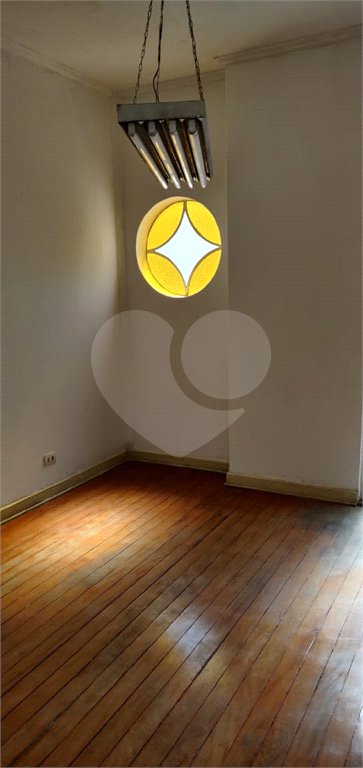 Casa à venda com 3 quartos em Água Branca, São Paulo, SP