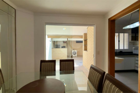 Casa à venda com 3 quartos, sendo 1 suíte, no condomínio Residencial Village Salermo, Sorocaba - SP