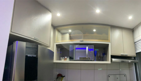 Apartamento à venda com 2 quartos em Parque Reboucas, São Paulo, SP