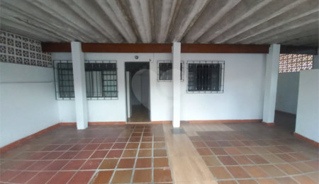Sobrado à venda com 2 quartos em Ermelino Matarazzo, São Paulo, SP